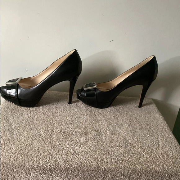 Nine West Black Leather Stilettos size 8 - Picture 6 of 8